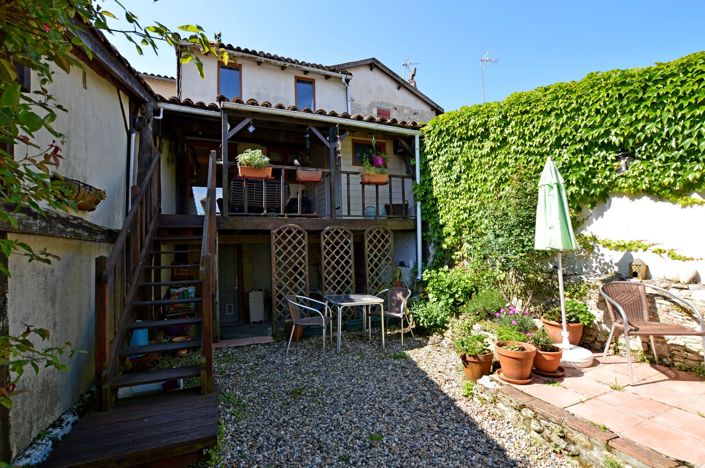 Image No.6-3 Bed Village House for sale