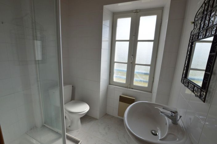 Image No.16-7 Bed Country House for sale