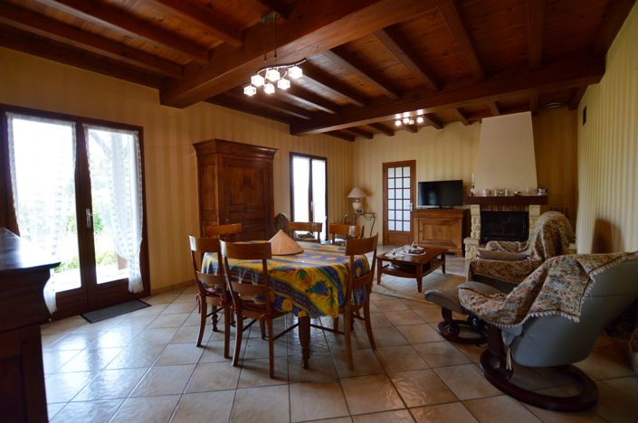 Image No.5-4 Bed Country House for sale