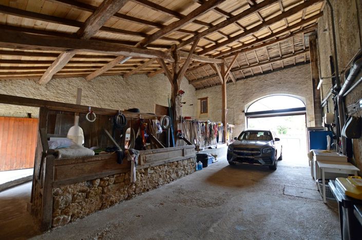 Image No.19-3 Bed Country House for sale