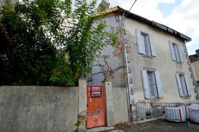 1 - Duras, Townhouse