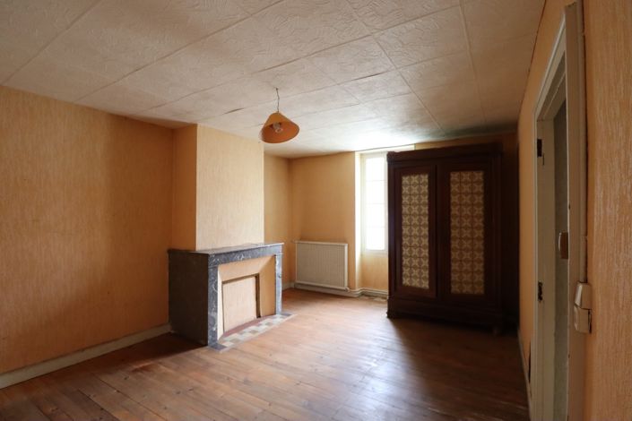 Image No.14-3 Bed Village House for sale