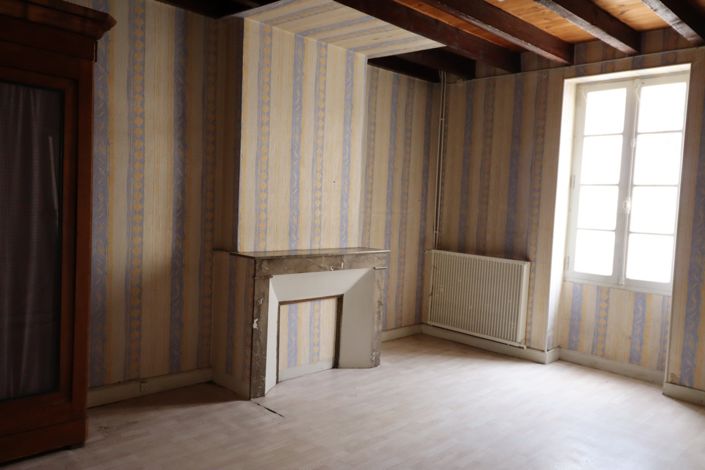 Image No.6-3 Bed Village House for sale