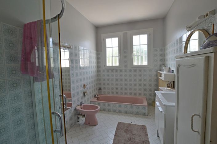 Image No.14-3 Bed Country House for sale