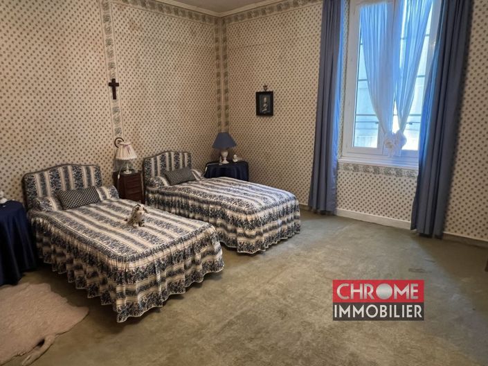 Image No.15-5 Bed Country House for sale