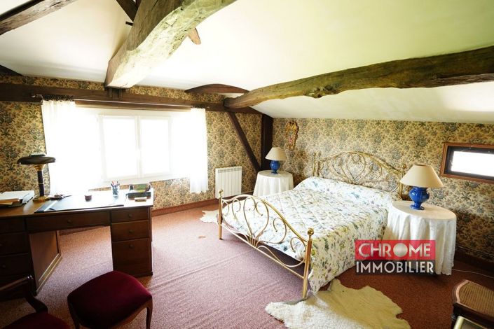 Image No.17-5 Bed Country House for sale