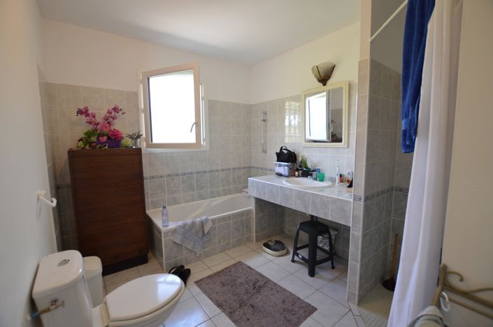 Image No.13-3 Bed Country House for sale