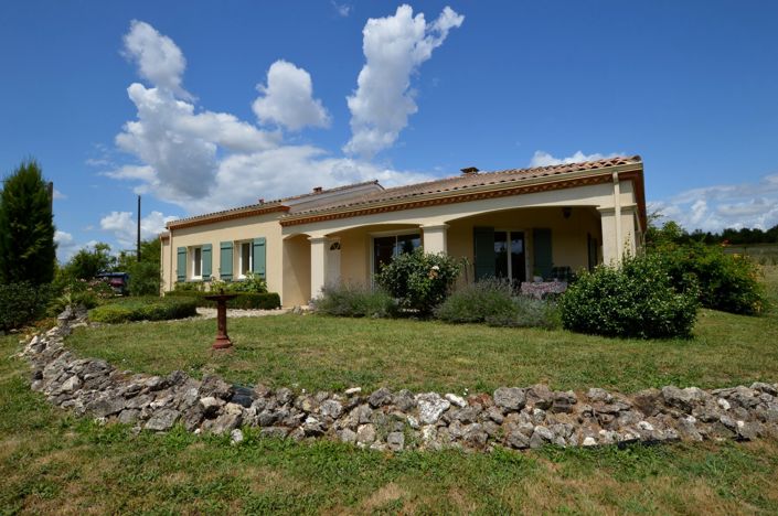 Image No.2-3 Bed Country House for sale