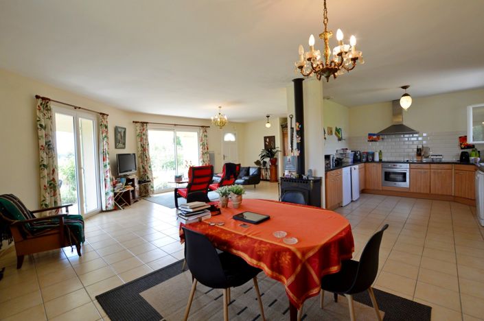 Image No.9-3 Bed Country House for sale