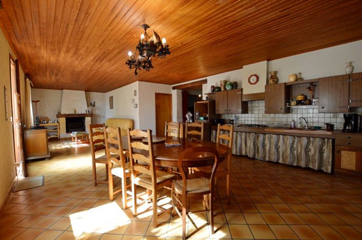 Image No.12-5 Bed Country House for sale