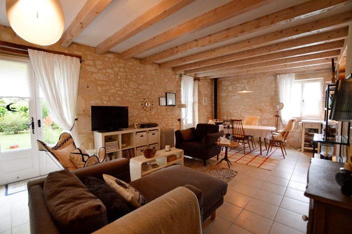 Image No.10-2 Bed Country House for sale