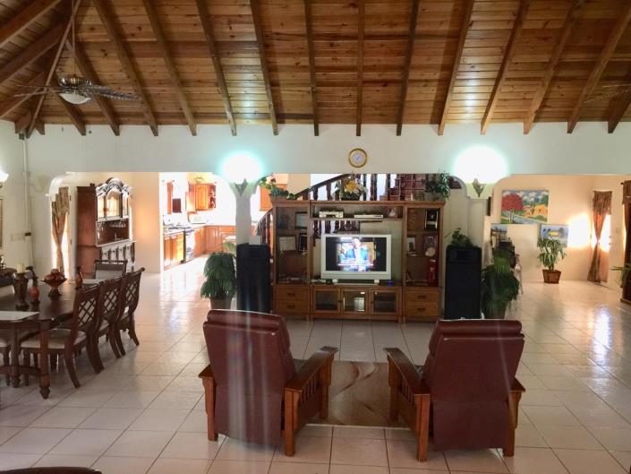 Image No.3-3 Bed House for sale