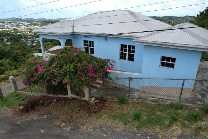 Image No.3-4 Bed House for sale