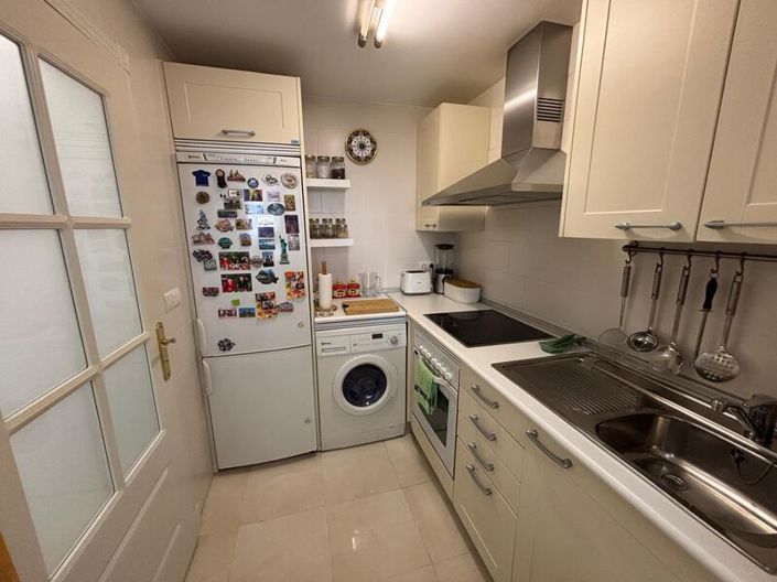 Image No.10-2 Bed Apartment for sale