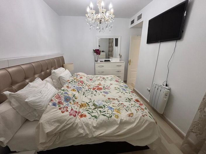 Image No.17-2 Bed Apartment for sale