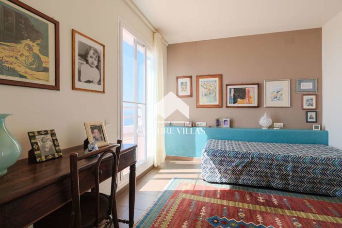 Image No.36-8 Bed Villa for sale