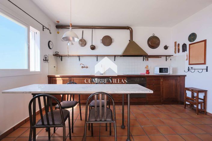 Image No.46-8 Bed Villa for sale