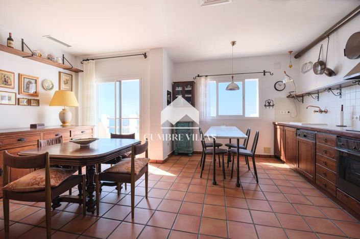 Image No.47-8 Bed Villa for sale