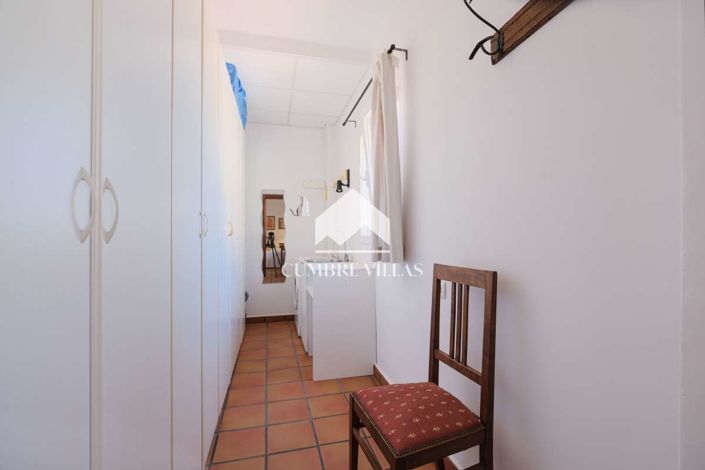 Image No.51-8 Bed Villa for sale