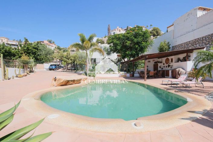 Image No.60-8 Bed Villa for sale