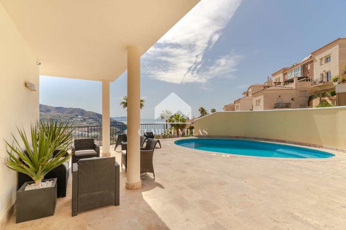 Image No.12-4 Bed Villa for sale