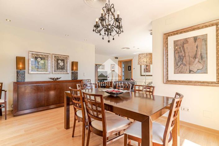 Image No.15-4 Bed Villa for sale