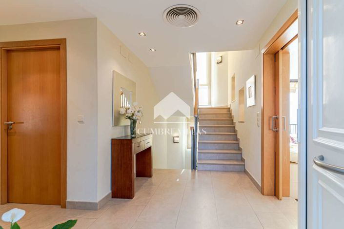 Image No.17-4 Bed Villa for sale