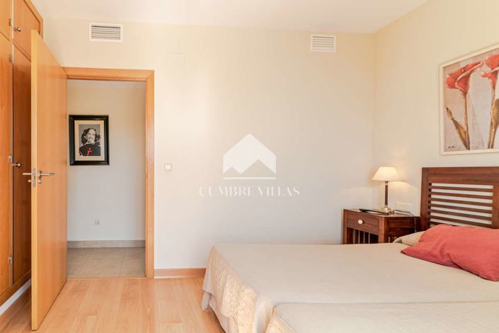 Image No.24-4 Bed Villa for sale