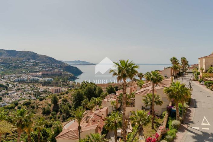 Image No.30-4 Bed Villa for sale