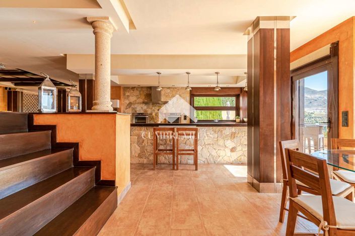 Image No.50-4 Bed Villa for sale