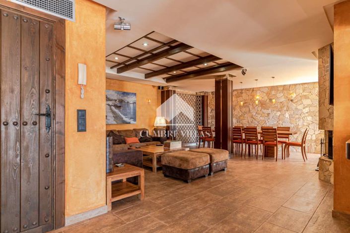 Image No.55-4 Bed Villa for sale