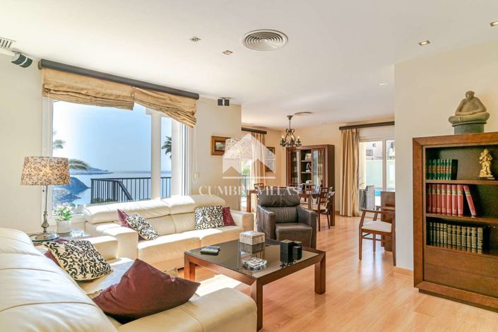 Image No.9-4 Bed Villa for sale