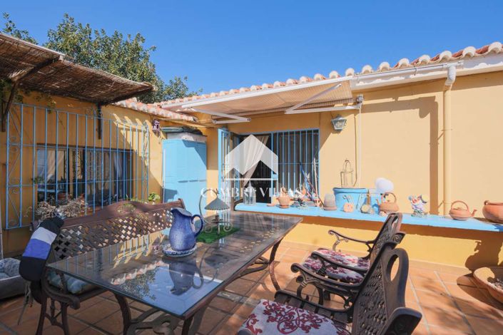 Image No.17-5 Bed Villa for sale