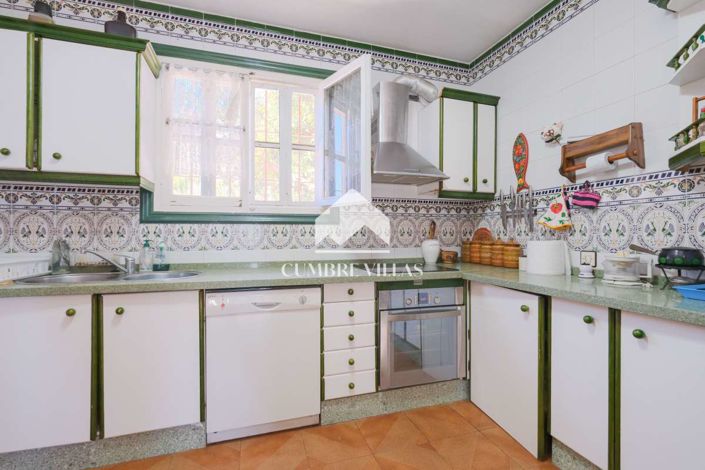 Image No.23-5 Bed Villa for sale