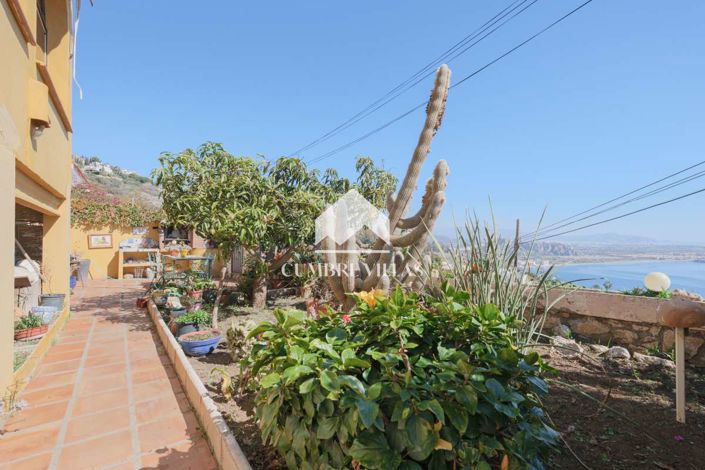 Image No.37-5 Bed Villa for sale