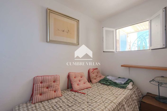 Image No.44-5 Bed Villa for sale