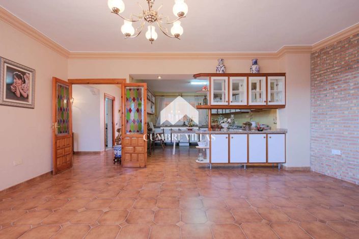 Image No.10-4 Bed Villa for sale