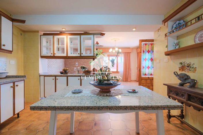 Image No.12-4 Bed Villa for sale