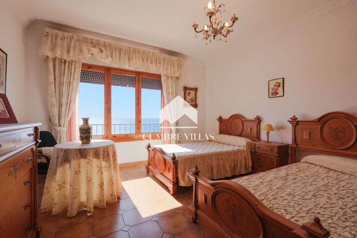 Image No.29-4 Bed Villa for sale