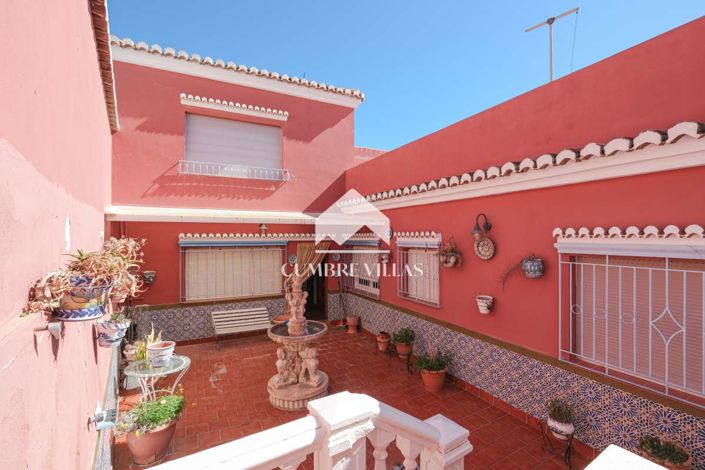 Image No.58-4 Bed Villa for sale