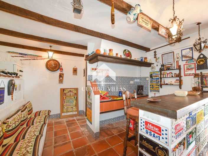 Image No.57-6 Bed Villa for sale