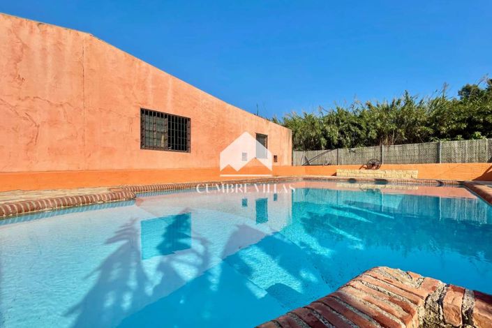 Image No.31-6 Bed Country House for sale