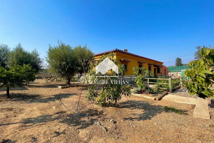 Image No.39-6 Bed Country House for sale