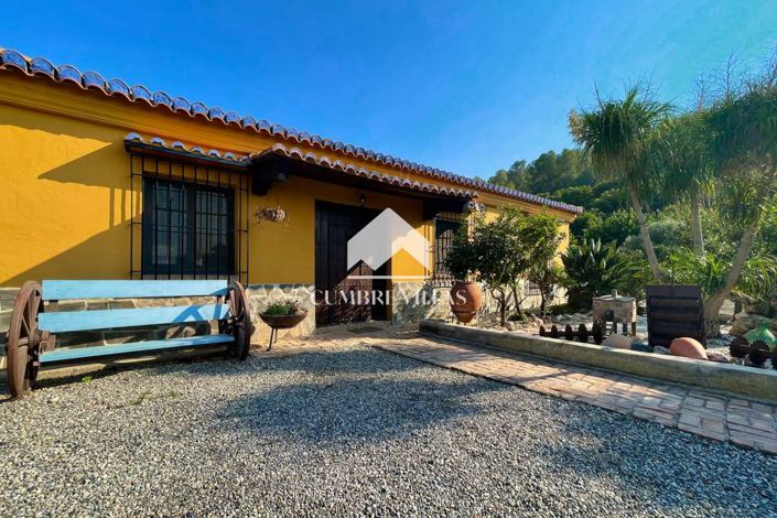 Image No.40-6 Bed Country House for sale