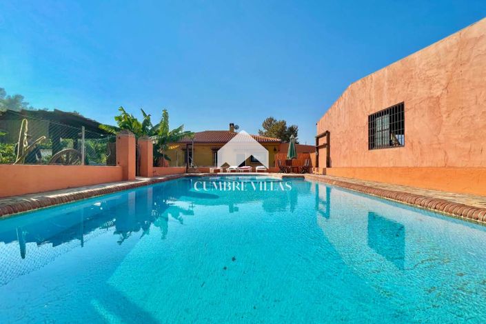 Image No.7-6 Bed Country House for sale