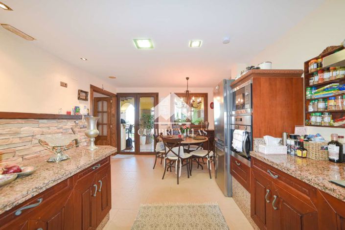 Image No.35-6 Bed Villa for sale