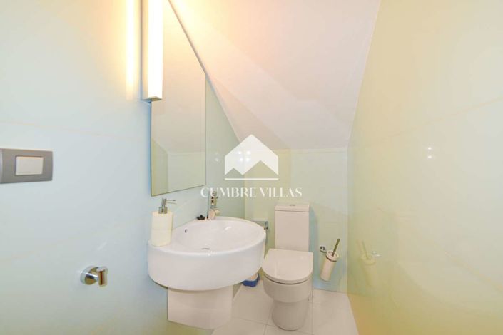 Image No.27-4 Bed Villa for sale