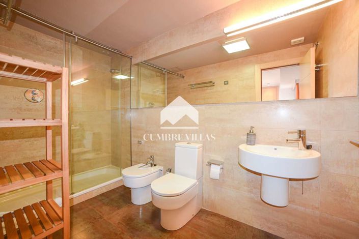 Image No.29-4 Bed Villa for sale