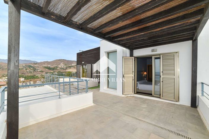 Image No.43-4 Bed Villa for sale