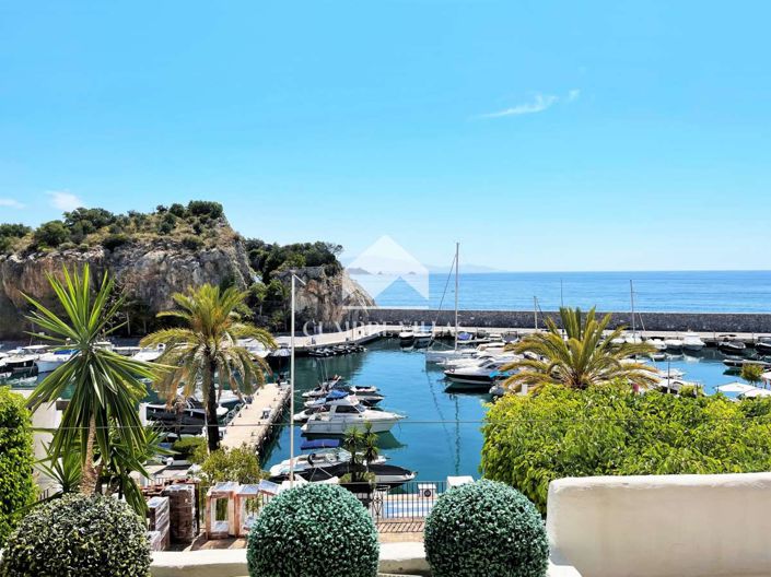 Image No.21-4 Bed Villa for sale